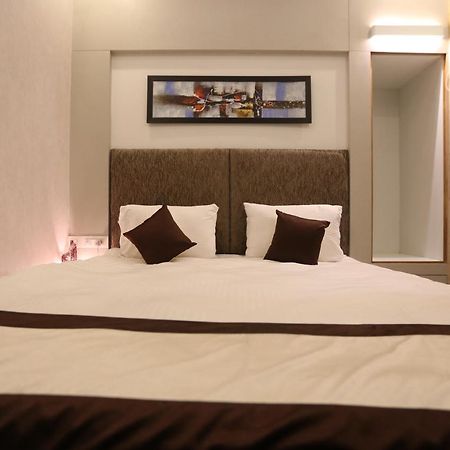 Hotel Mahendra Plaza Hardoi Exterior photo